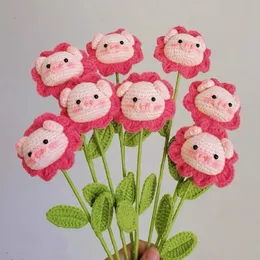 Faux Floral Greenery Pig Flower Artificial Crochet s Kawaii Handknitted Bouquet Homemade Knitted DIY Mothers Day Gifts 230406