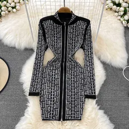 Casual Dresses Fashion Korean Sexy Dress Women Spring Autumn High Waisted Slim Hip Wrap Dresses for Women Long Sleeves Printing Dress Zm369 P230407