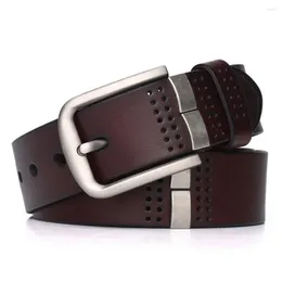 Cinturones 3.8 cm Cinturón para hombre Cuero genuino Moda Diseño único Jeans Aleación Clavos Remache Cuero de vaca de calidad superior