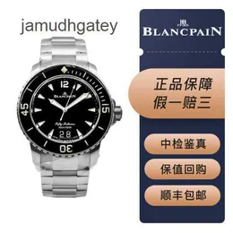 AP Swiss Luxury Wrist Watches Royal Oakシリーズ77350SR.OO.1261SR.01ホワイトダイヤル34mm完全セットNWH2