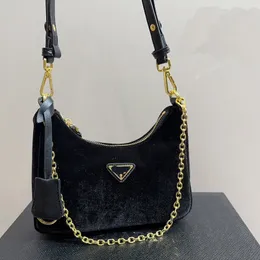 Зимние роскошные женские дизайнерские черные сумки через плечо с бархатной цепочкой на плечо, женская маленькая квадратная сумка CSD2311043