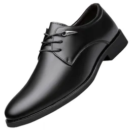 Inverno casual de couro genuíno mais veet calçados de calçados marrons para homens para homens vestidos designers sapatos formal Oxford Factory Item B3859