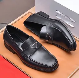 Designer-Loafer, Dreieck-Label-Oberteil, Hochzeit, Party, formelle Schuhe, Leder, Herren, Mützen, Schwarz, Blau, Braun, Diamanten, Einfuß-Steigbügel, Luxus-Kleiderschuhe