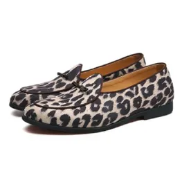 Fashion Trend New Men Small Leather Shoes Lazy Foot Set Leopard Print Tide Shoes Nightclub