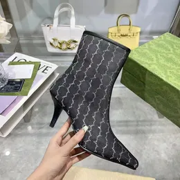 2024 stivali da donna firmati di marca di lusso stivali sexy con tacco spesso deserto stivali con plateau Bee Star scarpe invernali in vera pelle con tacco 35-41