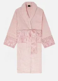 Velvet Batrobe Robe Tasarımcıları Barok Moda Pijamalar Erkek Kadın Mektup Jakard Baskı Moda Barocco Baskı Yakalama Cep Kemeri% 100 Pamuk Günlük Stil