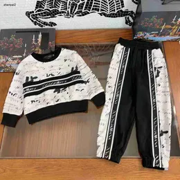 Luxury baby Tracksuits designer kids Autumn Cotton Set Size 110-160 Letter graffiti design sweater and sports pants Nov05