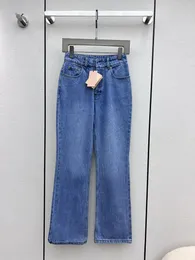 Damenhosen für Frühling und Sommer, die neuesten Jeans mit geradem Bein, klassische Version, super schlankmachend, verlängern die Figurproportionen