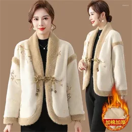 女性の毛皮中国語スタイルの母服の模倣ミンクベルベットジャケット中年および高齢の温かいコートのための肥厚