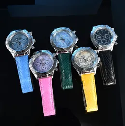 42MM Nuovo movimento di design orologi da uomo di lusso di alta qualità orologio da uomo cronografo multifunzione montre Orologi Spedizione gratuita