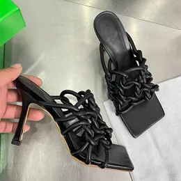 Pantofole per sandali a agnello da donna Sandalista Slip on Slide Teli da stiletto Scarpe da abbigliamento classiche Muli kaki neri in argento verde scarpa da spiaggia all'aperto con mulo di cartoncino