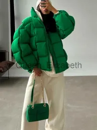 Piumini da donna Parka invernali da donna 2023 spessa calda giacca trapuntata moda allentata femminile interscambio High Street Green Baggy Puffer Coat J231109