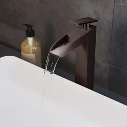 Смесители для раковины в ванной комнате Смеситель для водопада с одной ручкой и высокой дугой из масляной бронзы