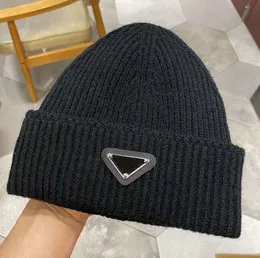 Knitted Hat Designer Beanie prd hat Mens Autumn Winter Caps Luxury Skull Casual Fitted 15 colors111
