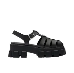 Hollow sandals woven gear thick-sole sandals women's spring 2022 bag head buckle muffin sole Roman shoes