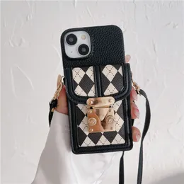 Crossbody Geometric Print Vogue Phone Case för iPhone 14 13 12 11 Pro Max Justerbart Lanyard Card -spelautomat Läderplånbok Back Coatch Sock Proof med plätering av spännlås