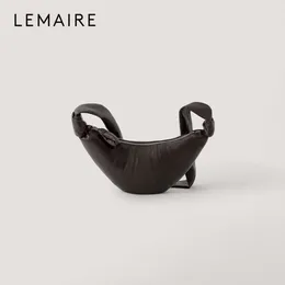 Skórzana modna 2023 Nowa moda Lemaire Unisex Classic Deep Cowhorn Bag Mała torba z pieśniami rogańską