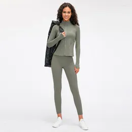 السترات للسيدات NWT 2023 Stretcy Fabric Fit Sport Jacket Women Full Zipper Gym Fitness Coat مع اثنين من فتحات الإبهام الجيب