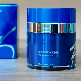 Nya varumärken Zo Skin Skin Health Recovery Creme Penetraes djupt in i porerna för att rensa bakterier och skräp medan 50 ml hudvård möter lotion essens