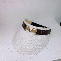 Moda luksusowy projektant damskich damskich projektanci czapki czapek pucha pusta czapki słoneczne kapelusze męskie chata letnia czapka czapka kasquette 2304083bf