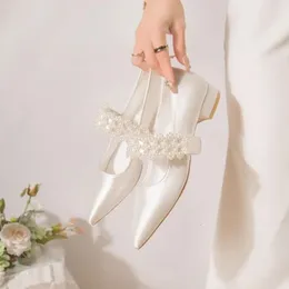 Sapatos de vestido branco flor bombas chegada mulheres seda sapatos de casamento noiva sapatos de plataforma de salto alto para mulher senhoras vestido de festa sapatos 231108