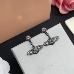 Tasarımcı Marka Saplama Küpe Lüks Kadın Moda Takı Satürn Kulüp Metal İnci Küpe Cjeweler Kadın Orecchini 3assa