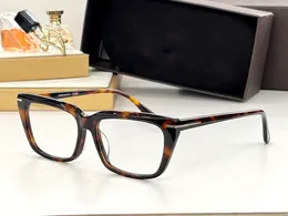 男性と女性の眼鏡フレーム眼鏡フレームフレームクリアレンズメンズレディース5894-B最新のランダムボックス