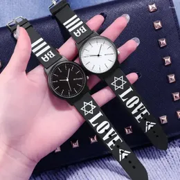 손목 시계 남성과 여성을위한 시계 유럽계 미국인 원본 스타일 한국 버전 캐주얼 간단한 실리콘 테이프 커플 시계