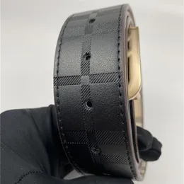 Letras de moda de lujo, hebilla grande de doble cara, caja de cinturón real, cinturones de diseñador para hombres y mujeres de alta calidad, 194t