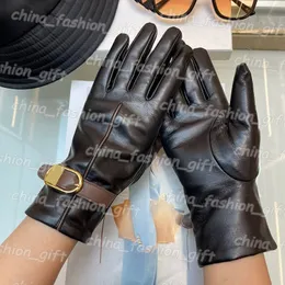 Designer Leather Gloves Women Five Fingers Gloves Sheepskin Thickened Glove Vintage Trendy Simple Protective Autumn Winter Gloves