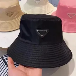 2023 Tasarımcılar Erkek Kadın Kovası Şapkalı Şapkalar Güneş Bonnet Beanie Beyzbol Kapağı Snapbacks Açık Balıkçı Elbise Beanies
