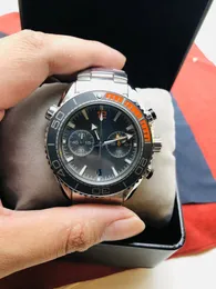 New Men Quartz Chronograph Sport Watch Waterproof Feathel Strap Strap Black Ceramic Bezel Sapphire Glass Dial Talendar زر حقيقي يعمل شحن مجاني