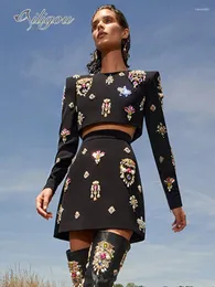 Dwuczęściowa sukienka Ailigou 2023 Autumn Damska Wysokiej jakości moda seksowna luksusowy kolorowy diamentowy koralik krótki czarny zestaw