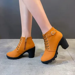 Stivali Primavera Inverno Donna Pompe Laceup di alta qualità Scarpe da donna europee Tacchi in PU Piattaforma di consegna veloce 231109