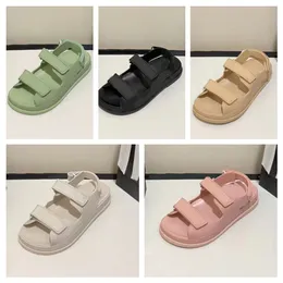White Black womans sandals designer Leather Mules Slides Strap Flats Printed Dad Sandals Hook and loop beach shoes imported sheepskin lining Chunky Heel Sports Shoe