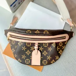 M46784 High Rise Bumbag Luxury Designer Belt Bag Womens midja Mens Kopplingar Kors Kropp Axel Totes Läder mode plånböcker Sling Fanny Pack midja i handväskan