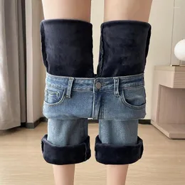 Kadınlar Kış Kış 2024 Kadınlar için Sıcak Kadife Denim Flare Pants Fleeces İnce Pantolon Jean Pantalones Kadın 201