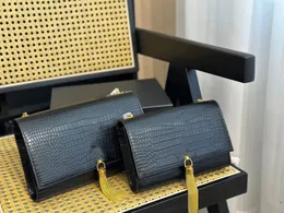 Yeni Luxurys Kadın Çantası Kate Zinciri ve Tassel Çantası Dokulu Deri Tasarımcı Çanta Çanta Omuz Çantası Meenger Çantalar Lüksler Bayanlar Tassel