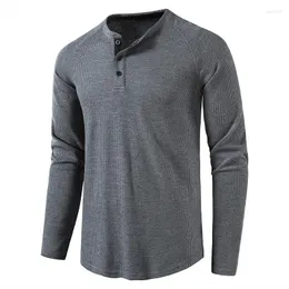 T-shirt da uomo 2023 Autunno Grigio Waffle Mens Henley Camicia Casual Tinta unita Traspirante di alta qualità Manica lunga Basic Tops Tees Homme