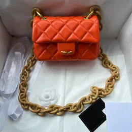 DHgate.com:Luxury 23A Wooden Chain Bag: Gold Turnbuckle