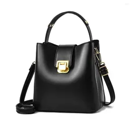 Kvällspåsar 2023 Kvalitet Solid Color Pu Leather Women's Small Bucket Handväska Lady's Shoulder Brand Designer Female Cross Body Bag