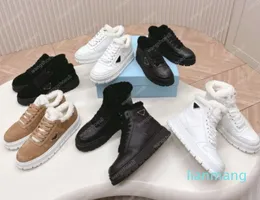 Designerskie buty Kobiety Shearling High-Top Sneakers Autumn Winter Platform