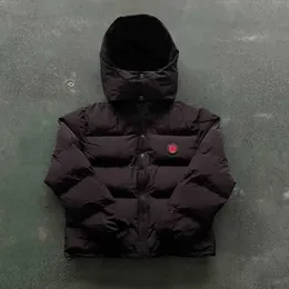 Erkek Ceketler Trapstar Ceket Siyah Kırmızı Etiket Pamuk Kalın Çıkarılabilir Şapka Spor Giyim Çiftleri Rüzgar Dergisi Ceket Takip 2023 Winterjacke Hoodie American