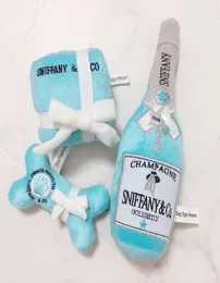 Lüks köpek oyuncakları Chewy Dog Chew Toy Ins Champagne Köpek Moda Tasarımcı Squeak Oyuncak Evcil Hayvan Malzemeleri için Peluş Peluş Tutku 22045245430