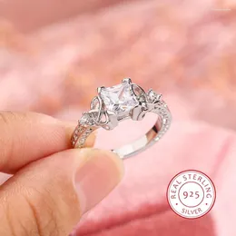 Anéis de cluster 2023 anel para mulheres clássico brilhante zircão elegante 925 prata esterlina jóias aniversário presente noivado