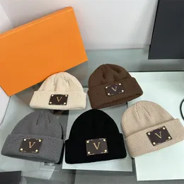 Men Woman Designer Knitted Hat Fashion Knit Cap L Fitted Hat Skull Caps Luxury Beanies Brand Casual Caps Warm Sombrero De Punto 5 Colors