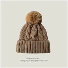 Beanie/Skull Caps Designer Beanie Peluche Versatile Protezione per le orecchie Grande palla per capelli Torsioni di pasta fritta Cappello di lana grezza Per bambini Inverno Fas Dhydx