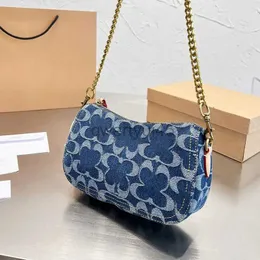 Torby na ramię worki 2023 Fasion and bag top luksusowy designerski torba metalowa jedna soulder crossbody para pary dżinsowe puszczenie bagqwertyu45