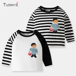 Tシャツトゥオンキシ秋の男の子長袖Tシャツ漫画かわいいストライプベアコットン通気性のある柔らかい編み柔らかい子供用服2-9歳230410