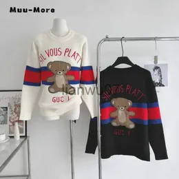 Kvinnors tröjor 2023 Autumn Winter Crewneck Patchwork Color Contrast Little Bear Letter Brodery Knitwear tröja för kvinnor varm stickad topp J231110